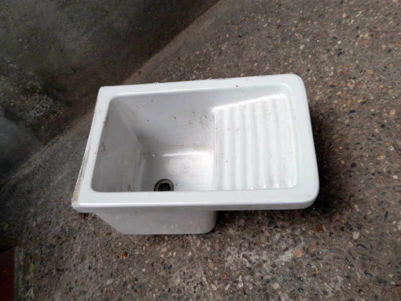 lavadero ceramica falta limpiar 36_5x38_5x59_5 1u